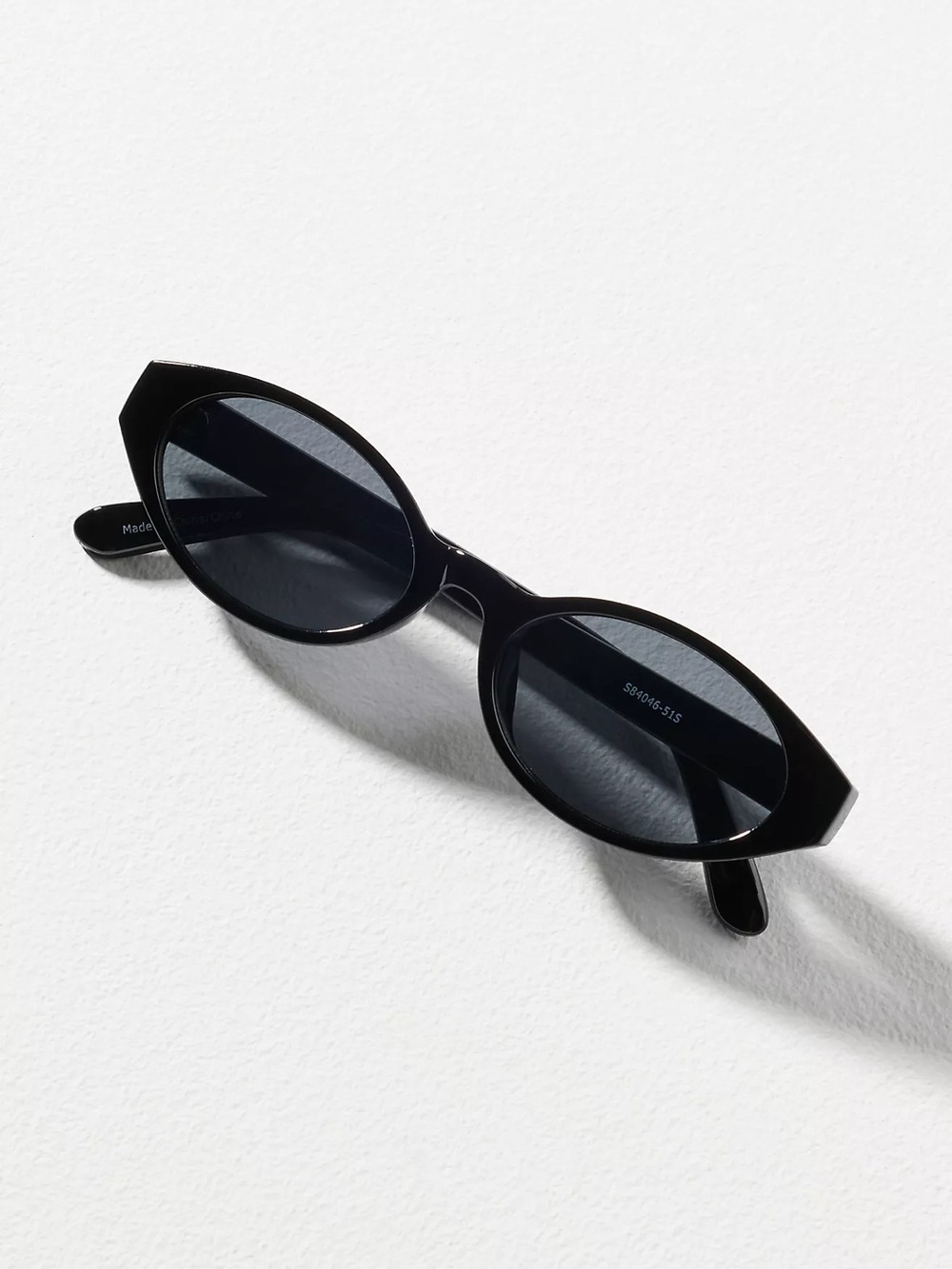 Anthropologie Eyeking East West Oval Sunglasses - NWT - Black